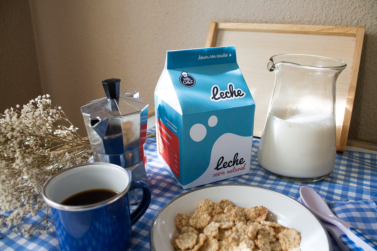 imprimible comida juguete brick leche 1 - Set de desayuno imprimible. Juguetes de papel (descargable gratis)