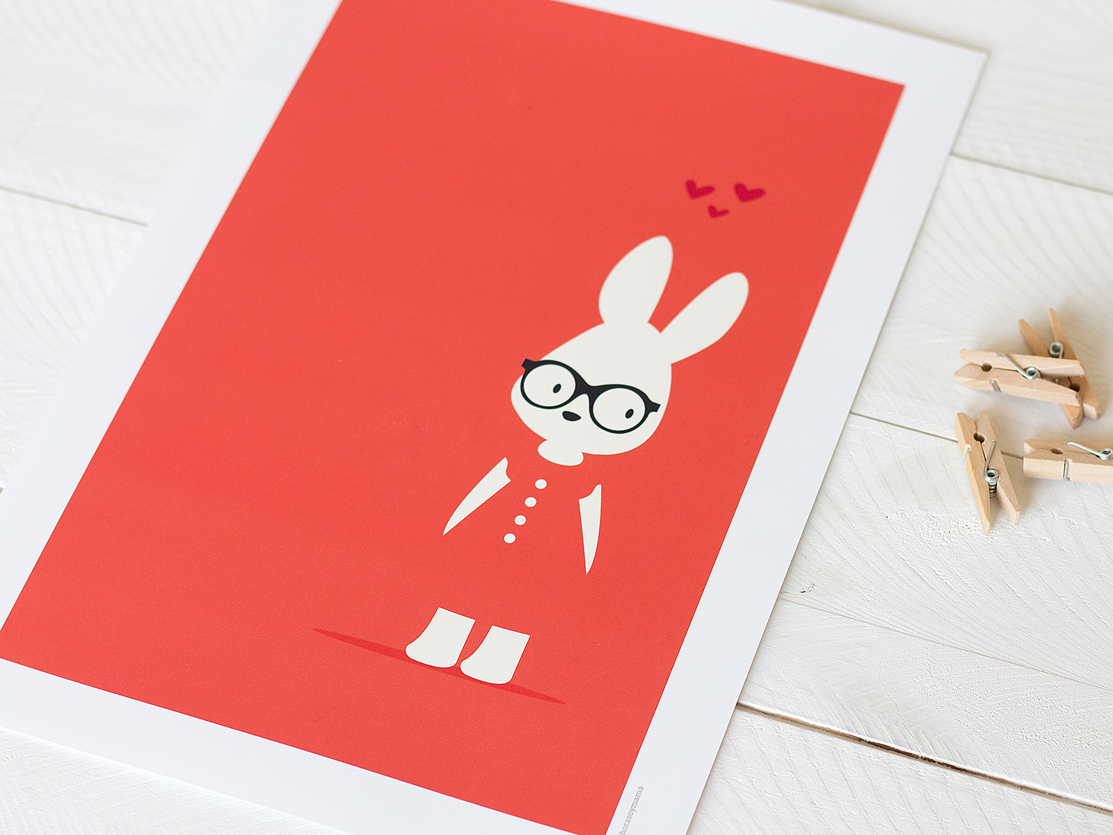 lamina conejo rojo 1 - Lámina conejo con gafas, color rojo